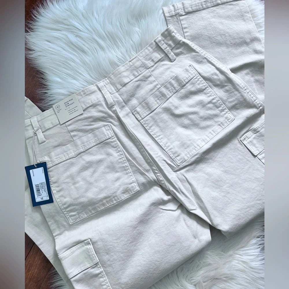 NWT Universal Thread™ High-Rise Slim Straight Jeans - Off-White- Size 12